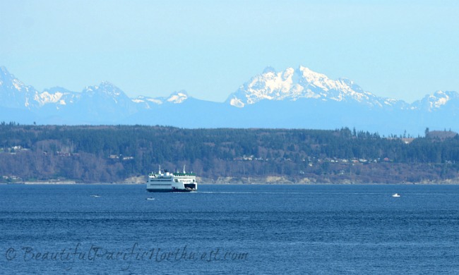 Port Townsend Ferry headed to Coupeville, with the Cascades in the distance
